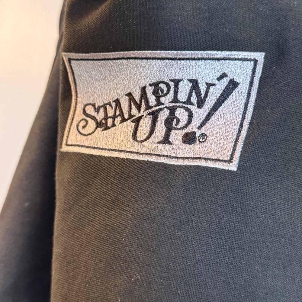 Black Stampin' Up! Logo Apron with Front Pockets & Adjustable Neck Strap - Picture 2 of 7